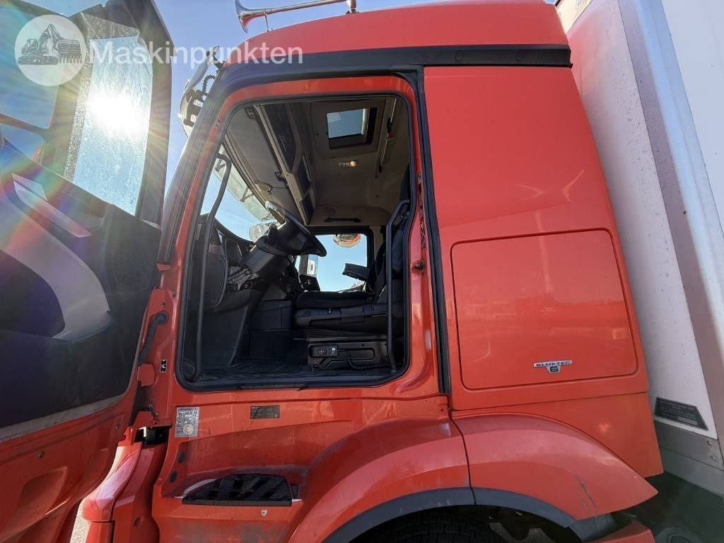 Kølevogn lastbil Mercedes-Benz Actros 2551: billede 14 Kølevogn lastbil Mercedes-Benz Actros 2551: billede 14