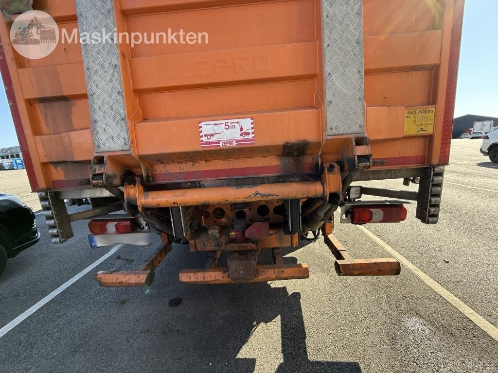 Kølevogn lastbil Mercedes-Benz Actros 2551: billede 37 Kølevogn lastbil Mercedes-Benz Actros 2551: billede 37