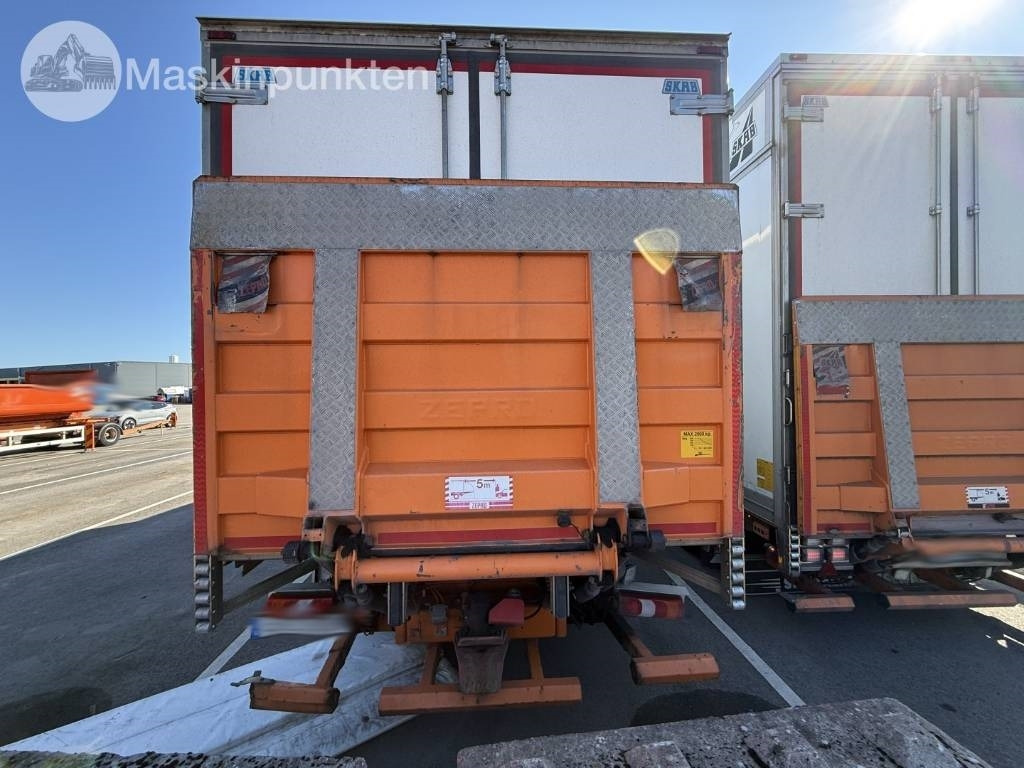 Mercedes-Benz Actros 2551  - Kølevogn lastbil: billede 5 Mercedes-Benz Actros 2551  - Kølevogn lastbil: billede 5