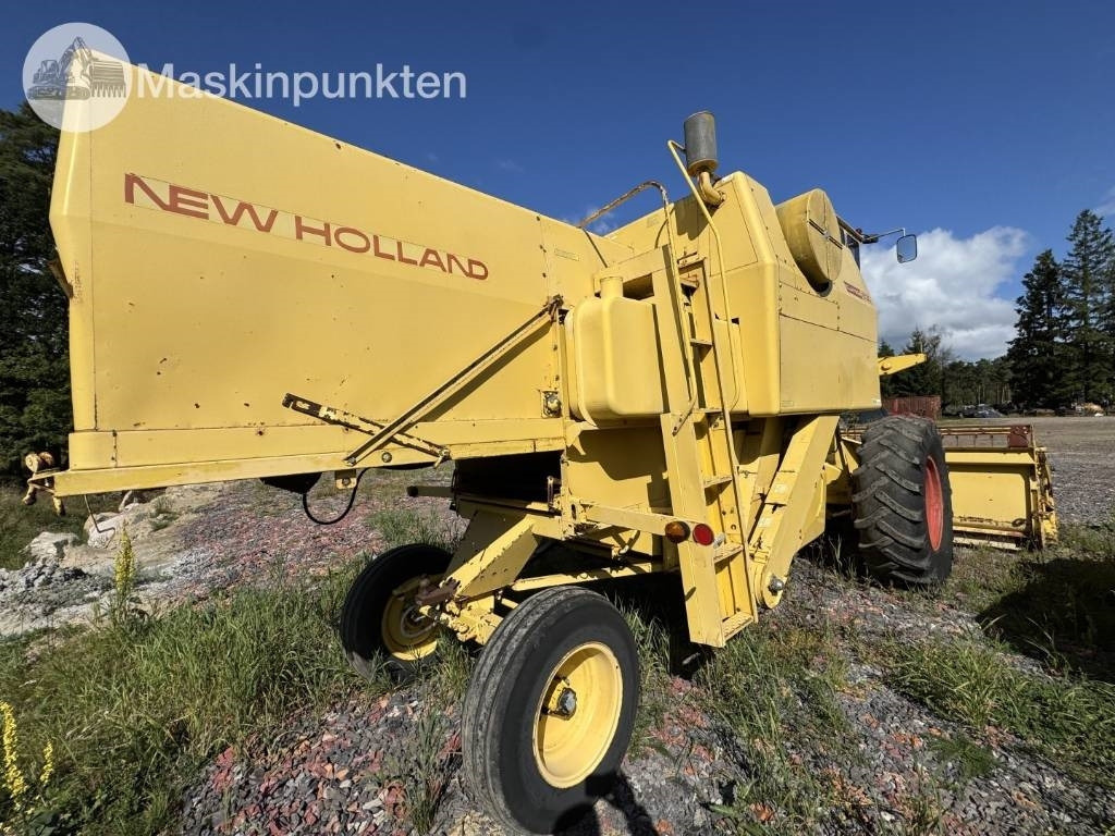 New Holland 1530 - Mejetærsker: billede 4 New Holland 1530 - Mejetærsker: billede 4