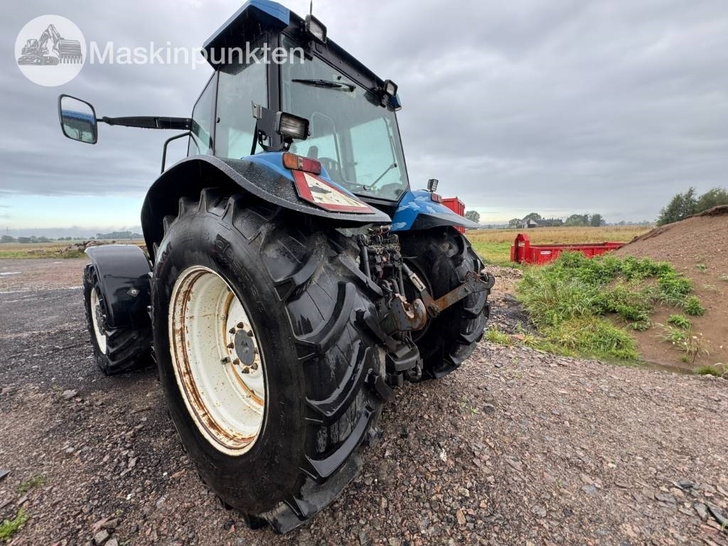 New Holland 8560 - Traktor: billede 2 New Holland 8560 - Traktor: billede 2