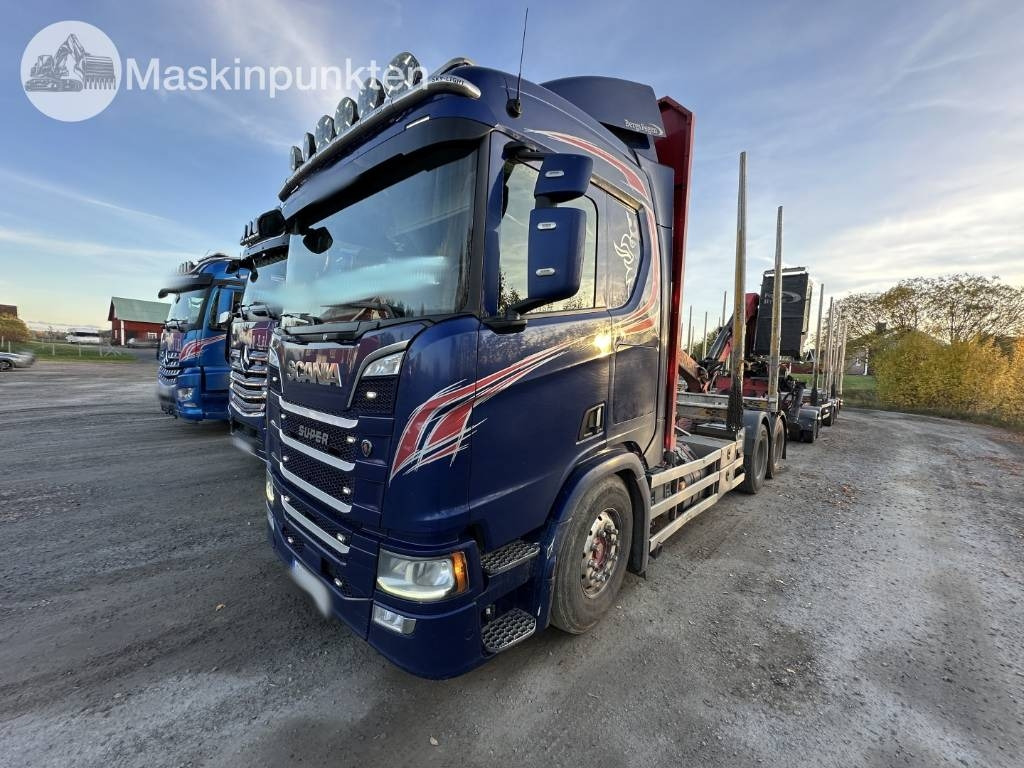 Scania R 580 timmerbil med kran  - Tømmerbil: billede 1 Scania R 580 timmerbil med kran  - Tømmerbil: billede 1