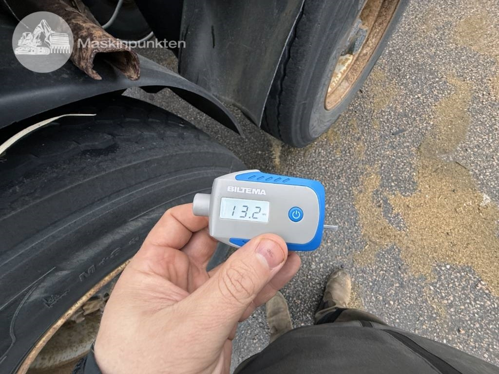 Containerbil/ Veksellad sættevogn Schweriner CS 40: billede 13