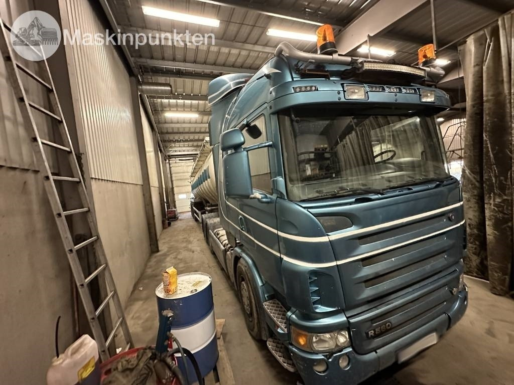 Scania R 560 gödseltrailer - Trækker: billede 4 Scania R 560 gödseltrailer - Trækker: billede 4
