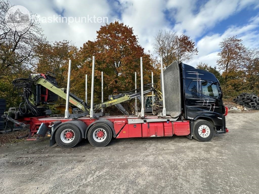 Volvo FH 64 R Timmerbil med kran  - Tømmerbil: billede 4 Volvo FH 64 R Timmerbil med kran  - Tømmerbil: billede 4