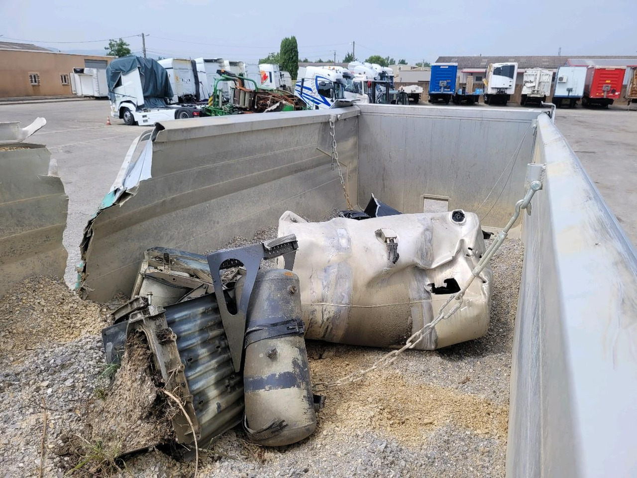 Tipvogn sættevogn BENALU BENNE C39 3 ESSIEUX: billede 9 Tipvogn sættevogn BENALU BENNE C39 3 ESSIEUX: billede 9