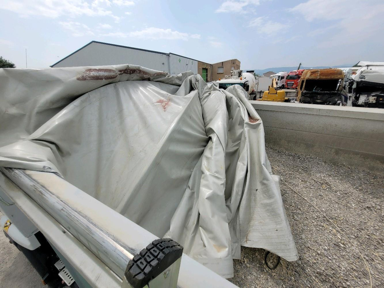 Tipvogn sættevogn BENALU BENNE C39 3 ESSIEUX: billede 10 Tipvogn sættevogn BENALU BENNE C39 3 ESSIEUX: billede 10