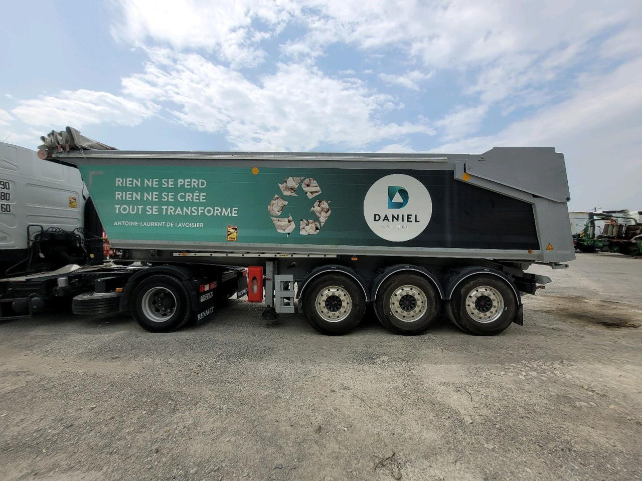 Tipvogn sættevogn BENALU BENNE C39 3 ESSIEUX: billede 7 Tipvogn sættevogn BENALU BENNE C39 3 ESSIEUX: billede 7