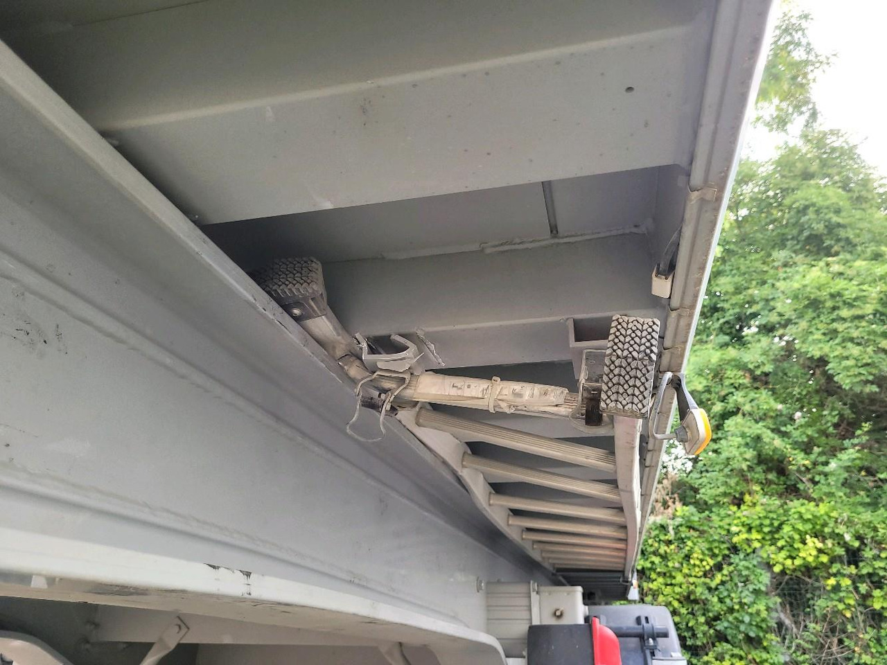 Tipvogn sættevogn BENALU BENNE C39 3 ESSIEUX: billede 18 Tipvogn sættevogn BENALU BENNE C39 3 ESSIEUX: billede 18