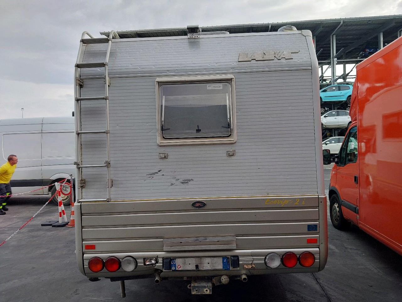IVECO LAIKA 35.12 CAMPING 122 - Autocamper med alkove: billede 5 IVECO LAIKA 35.12 CAMPING 122 - Autocamper med alkove: billede 5