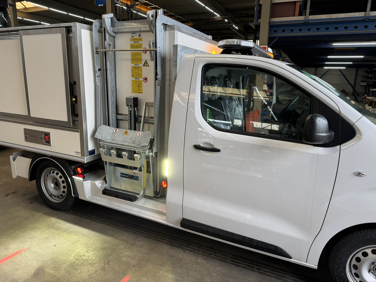 Citroen E-Jumpy veegvuil zijbelader seitenlader mullfahrzeug - Ladbil med tip, El-varebil: billede 3 Citroen E-Jumpy veegvuil zijbelader seitenlader mullfahrzeug - Ladbil med tip, El-varebil: billede 3