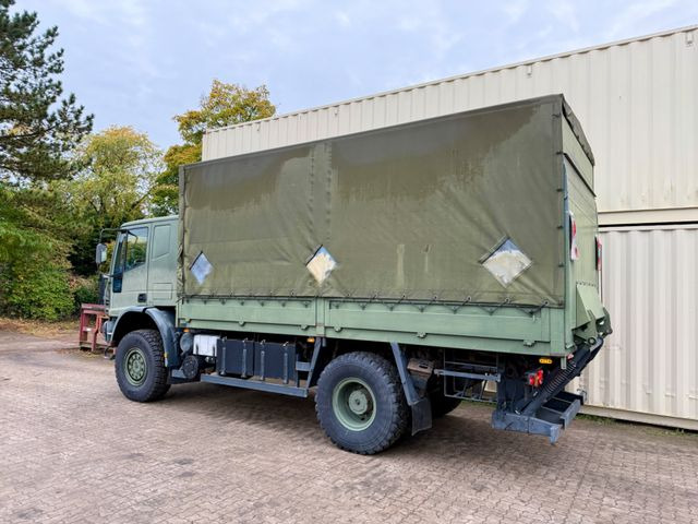 Iveco 140E24 4x4 / Armee / Militär / Camper - Lastbil med presenning: billede 4 Iveco 140E24 4x4 / Armee / Militär / Camper - Lastbil med presenning: billede 4