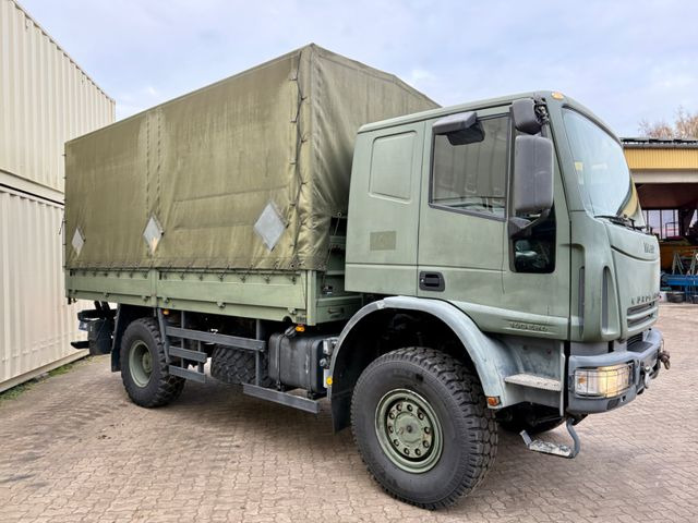 Iveco 140E24 4x4 / Armee / Militär / Camper - Lastbil med presenning: billede 2 Iveco 140E24 4x4 / Armee / Militär / Camper - Lastbil med presenning: billede 2
