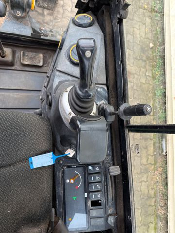 Minigravemaskine JCB 16C-1 /2022 BJ/939 H/verbr. Laufwerk/3xLöffel: billede 19 Minigravemaskine JCB 16C-1 /2022 BJ/939 H/verbr. Laufwerk/3xLöffel: billede 19