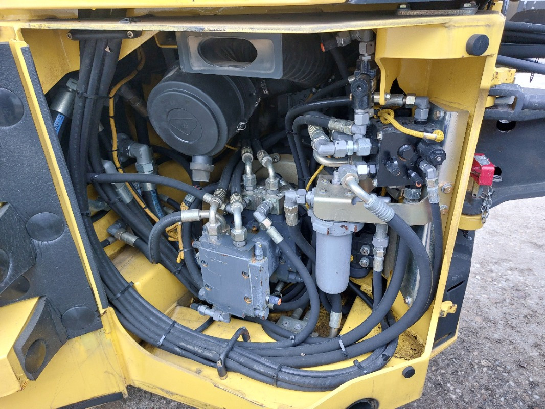 BOMAG DE BW 151 AD-4 AM Tier 3 - Tromle: billede 5 BOMAG DE BW 151 AD-4 AM Tier 3 - Tromle: billede 5