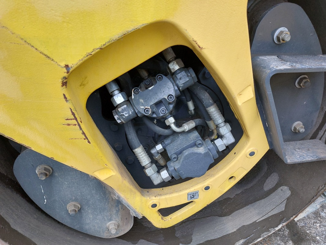 BOMAG DE BW 151 AD-4 AM Tier 3 - Tromle: billede 4 BOMAG DE BW 151 AD-4 AM Tier 3 - Tromle: billede 4