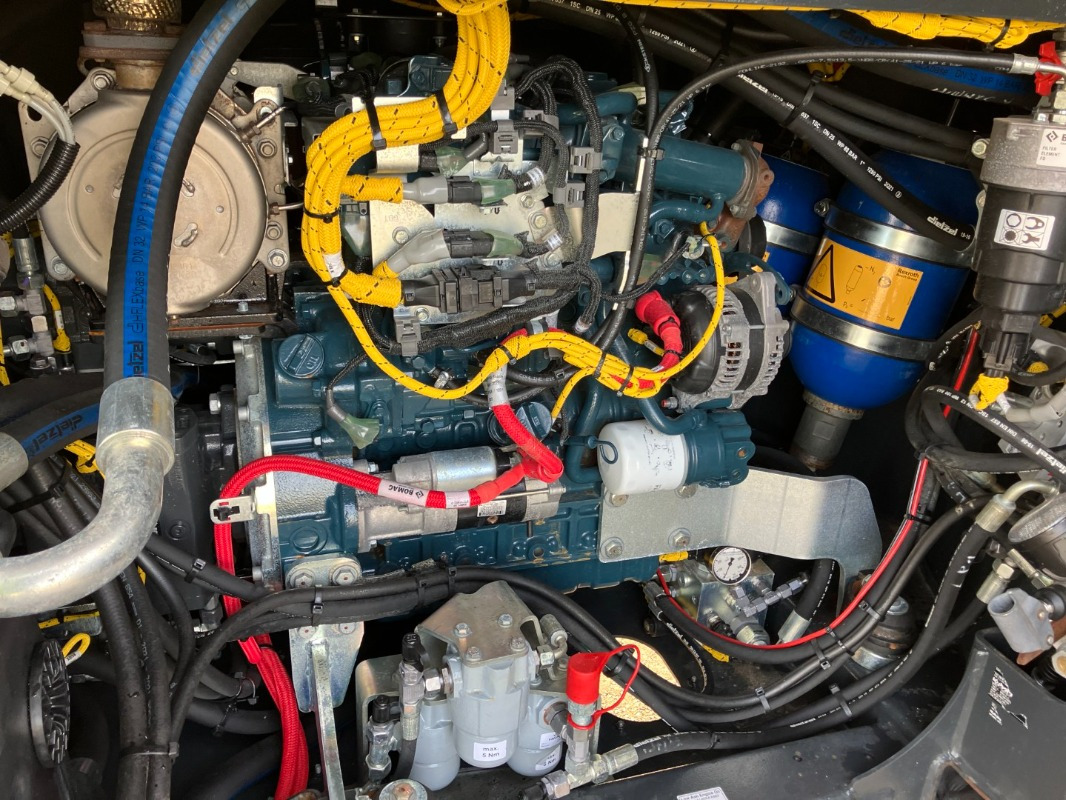 BOMAG DE BW 174 AP-5 AM Hybrid Stage V/Tier 4f - Tromle: billede 4 BOMAG DE BW 174 AP-5 AM Hybrid Stage V/Tier 4f - Tromle: billede 4