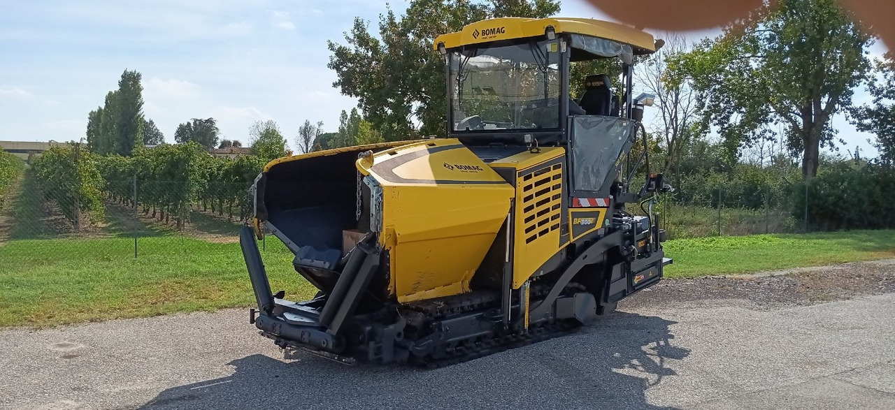 BOMAG IT BF 300 C-2 S340-2 TV Stage V/Tier 4f - Asfaltudlægger: billede 1 BOMAG IT BF 300 C-2 S340-2 TV Stage V/Tier 4f - Asfaltudlægger: billede 1