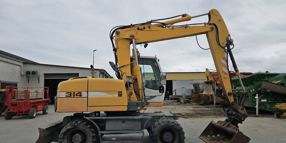 Koparka kołowa Liebherr A314 Litronic 9350 h+ 5 łyżek kołówka - Hjulgravemaskine: billede 5 Koparka kołowa Liebherr A314 Litronic 9350 h+ 5 łyżek kołówka - Hjulgravemaskine: billede 5