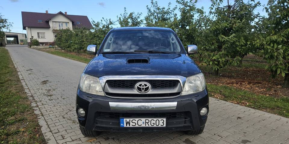 Toyota Hilux 3.0 SR5 automat 4x4 - Pickup: billede 2 Toyota Hilux 3.0 SR5 automat 4x4 - Pickup: billede 2