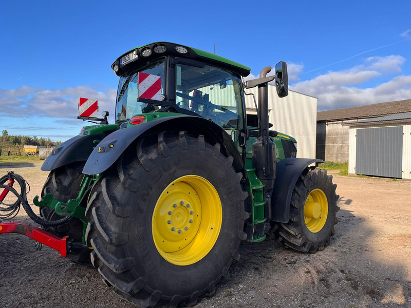 John Deere 6215R Autopowr - Traktor: billede 2 John Deere 6215R Autopowr - Traktor: billede 2