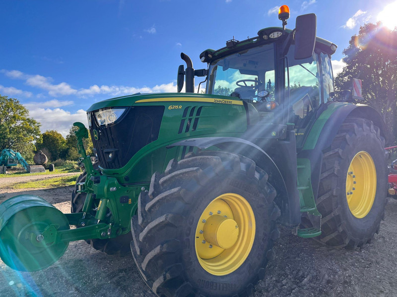 John Deere 6215R Autopowr - Traktor: billede 3 John Deere 6215R Autopowr - Traktor: billede 3