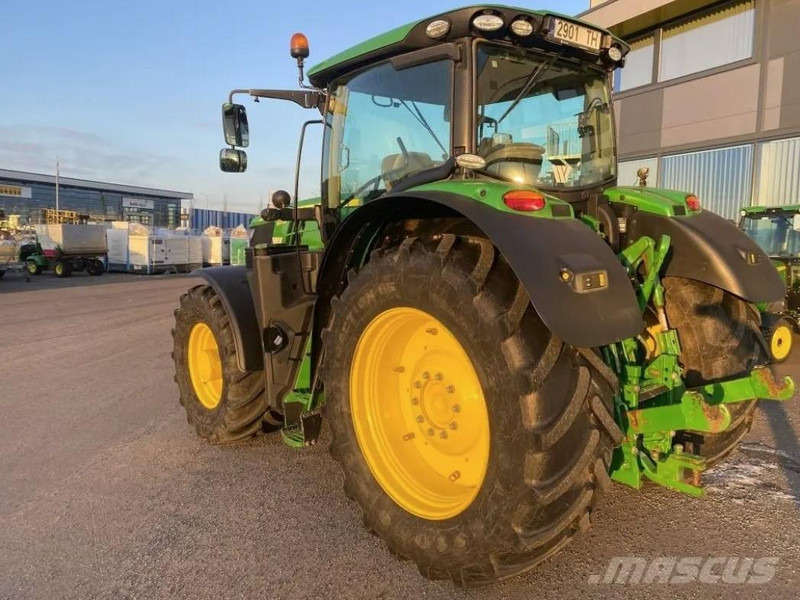 John Deere 6215R - Traktor: billede 4 John Deere 6215R - Traktor: billede 4