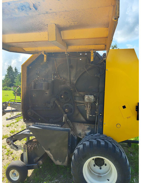 New Holland BR 6090 - Rundballepresse: billede 4 New Holland BR 6090 - Rundballepresse: billede 4