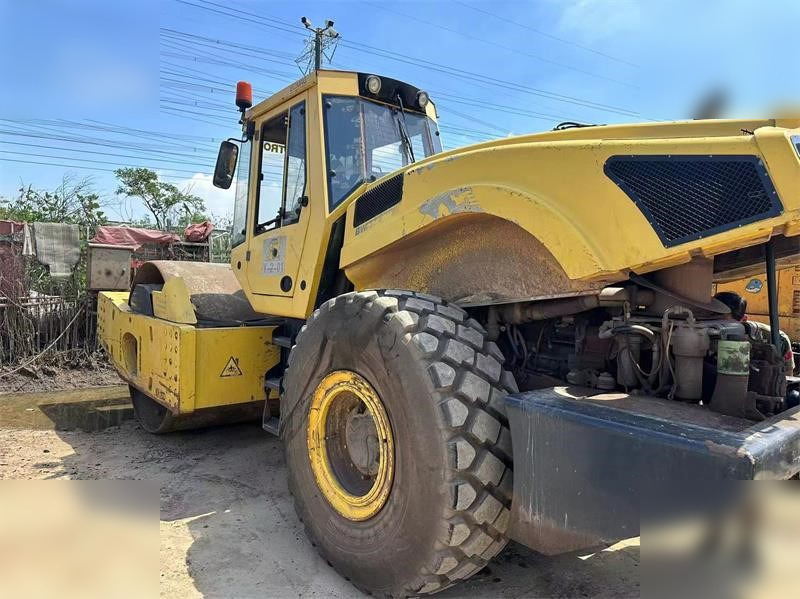 BOMAG BW226DH-4 - Kompaktor: billede 3 BOMAG BW226DH-4 - Kompaktor: billede 3