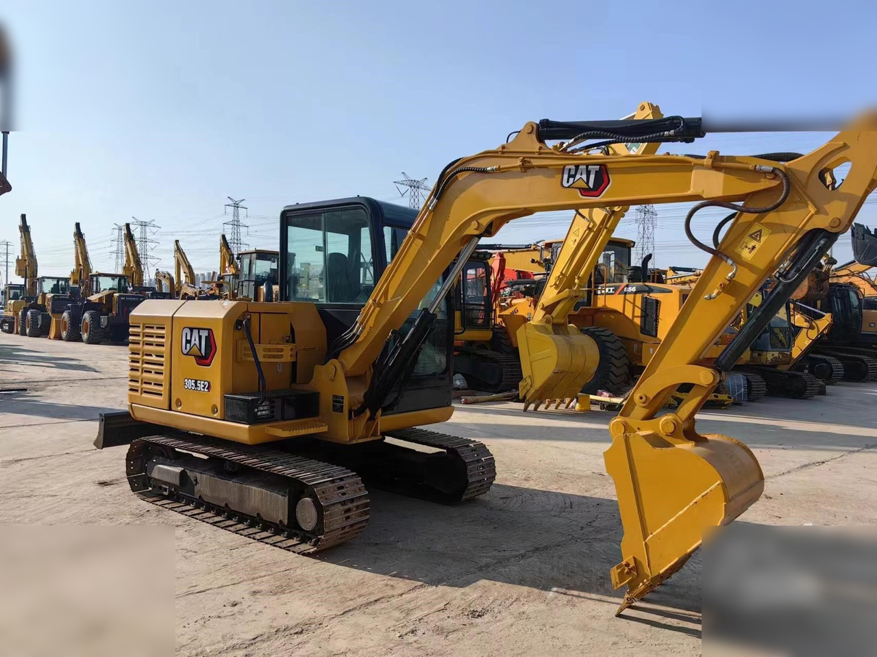CATERPILLAR 305.5E2 - Minigravemaskine: billede 1 CATERPILLAR 305.5E2 - Minigravemaskine: billede 1