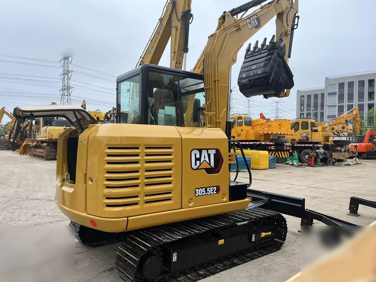 CATERPILLAR 305.5E2 - Minigravemaskine: billede 2 CATERPILLAR 305.5E2 - Minigravemaskine: billede 2
