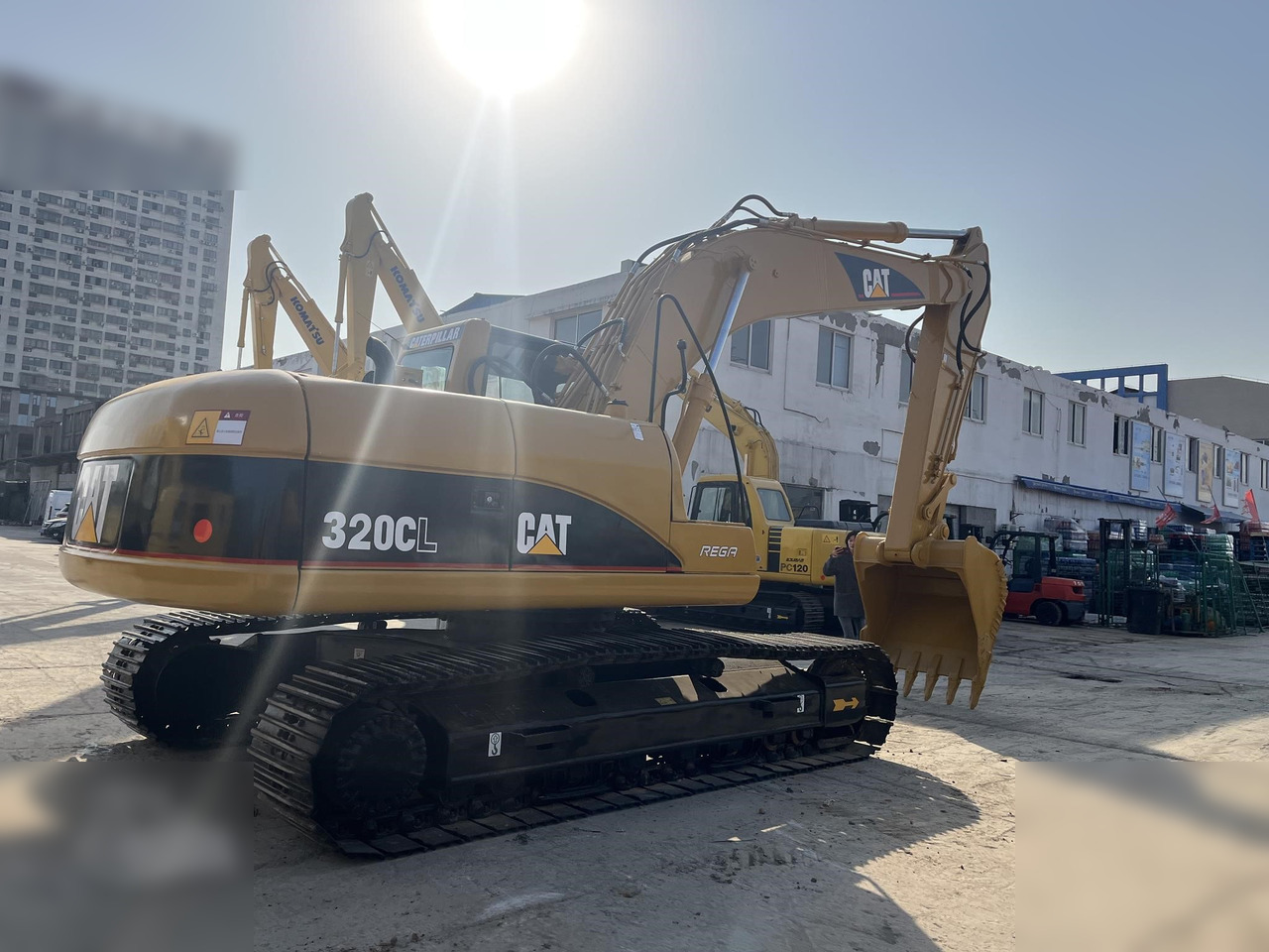 CATERPILLAR 320CL - Bæltegravemaskine: billede 3 CATERPILLAR 320CL - Bæltegravemaskine: billede 3