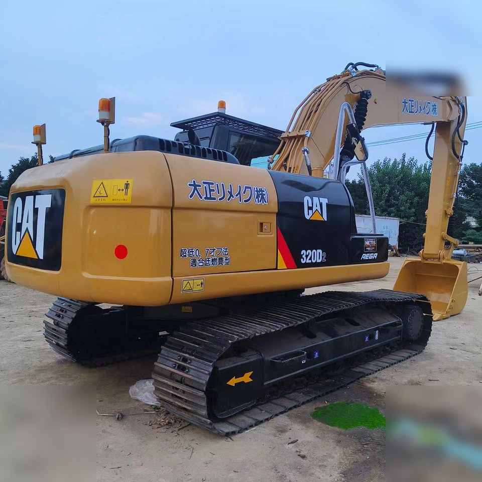 CATERPILLAR 320D2 - Bæltegravemaskine: billede 3 CATERPILLAR 320D2 - Bæltegravemaskine: billede 3