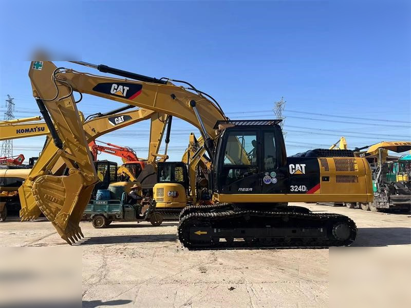 CATERPILLAR 324DL - Bæltegravemaskine: billede 2 CATERPILLAR 324DL - Bæltegravemaskine: billede 2