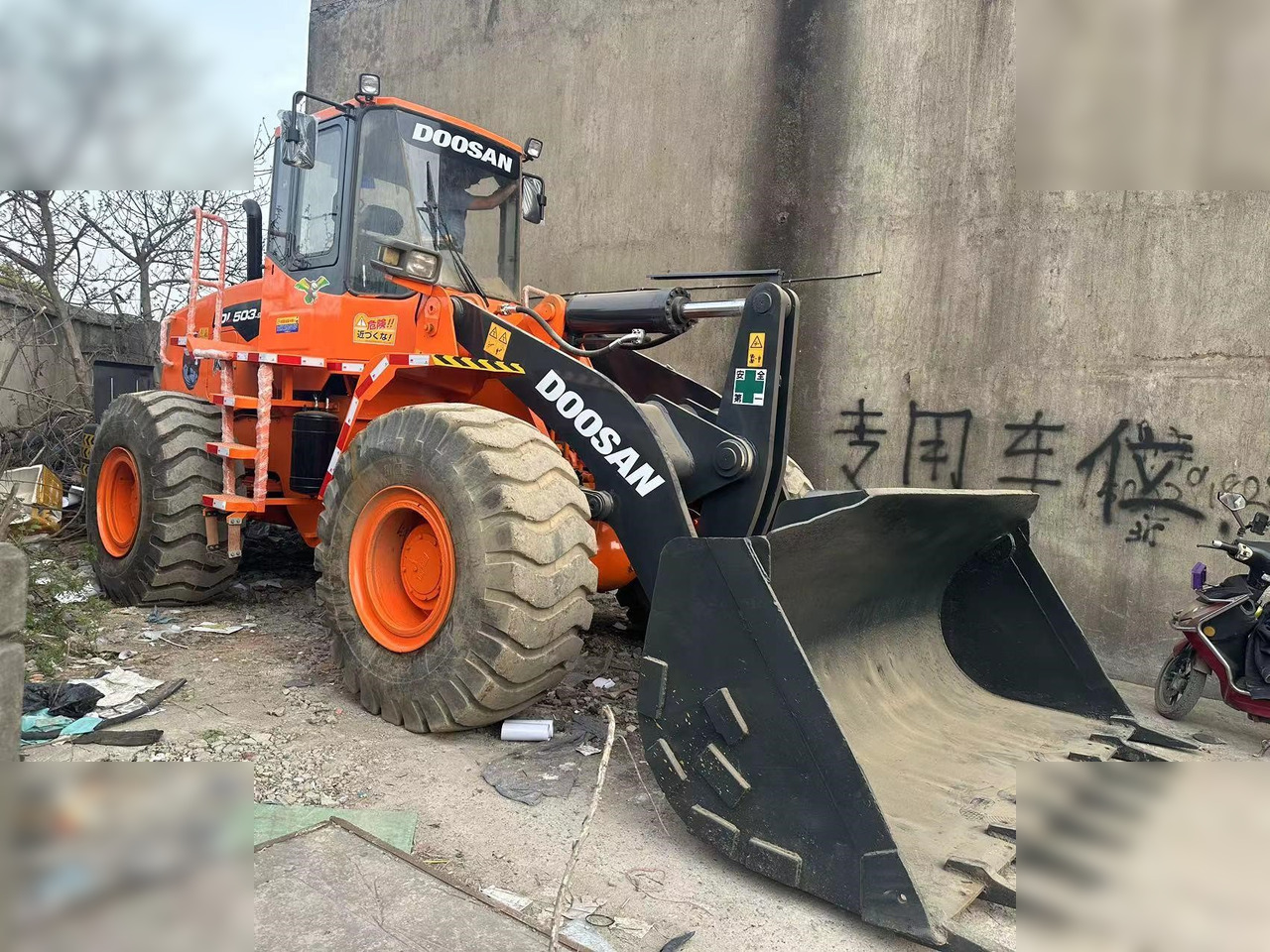 DOOSAN DL503 - Gummihjulslæsser: billede 2 DOOSAN DL503 - Gummihjulslæsser: billede 2