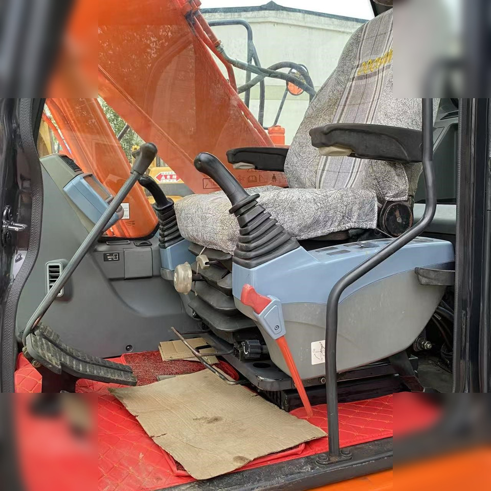DOOSAN DX140 LC - Bæltegravemaskine: billede 3 DOOSAN DX140 LC - Bæltegravemaskine: billede 3
