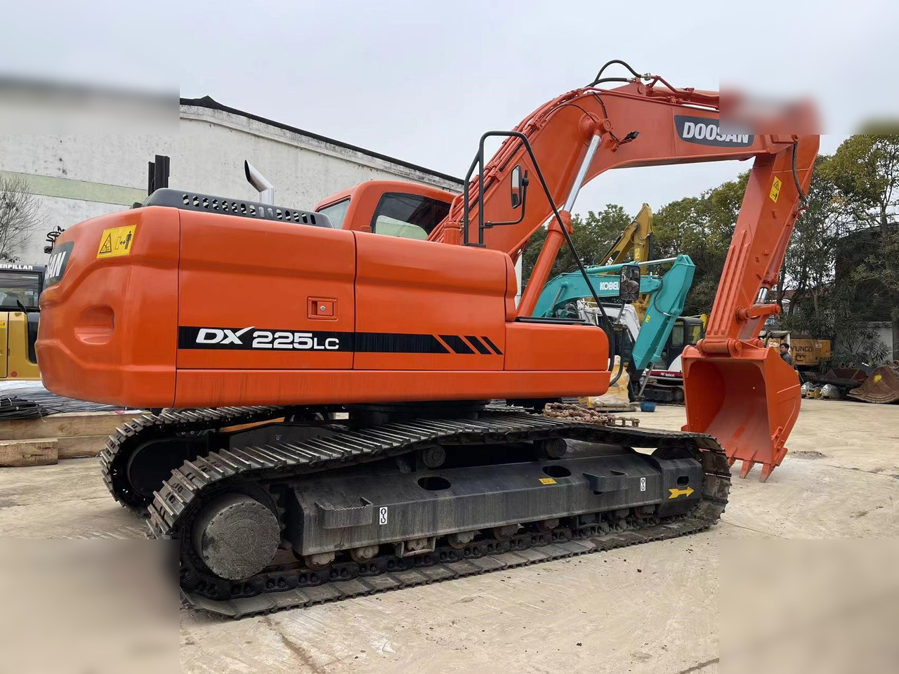 DOOSAN DX225 LC - Bæltegravemaskine: billede 3 DOOSAN DX225 LC - Bæltegravemaskine: billede 3