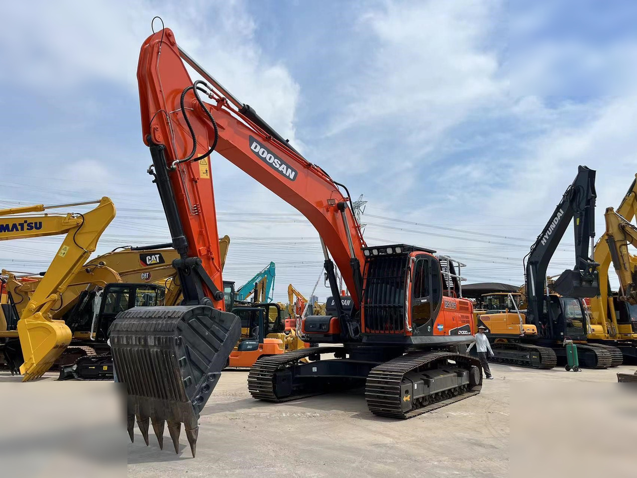 DOOSAN DX300 LC-9C - Bæltegravemaskine: billede 3 DOOSAN DX300 LC-9C - Bæltegravemaskine: billede 3