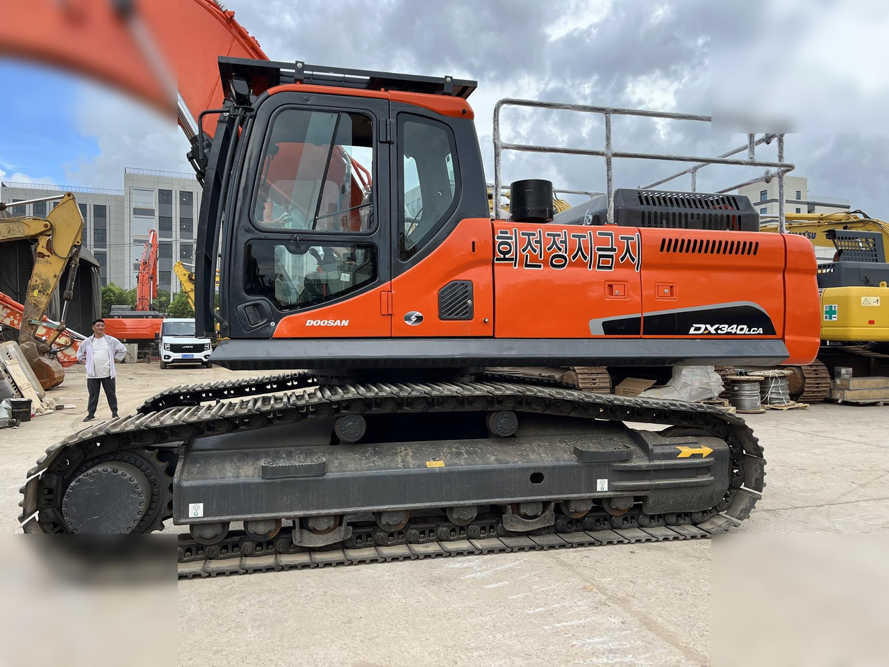 DOOSAN DX340 LCA - Bæltegravemaskine: billede 5 DOOSAN DX340 LCA - Bæltegravemaskine: billede 5