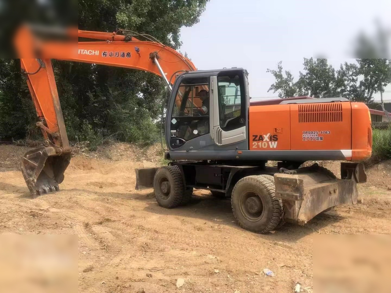 HITACHI ZX210W - Hjulgravemaskine: billede 4 HITACHI ZX210W - Hjulgravemaskine: billede 4