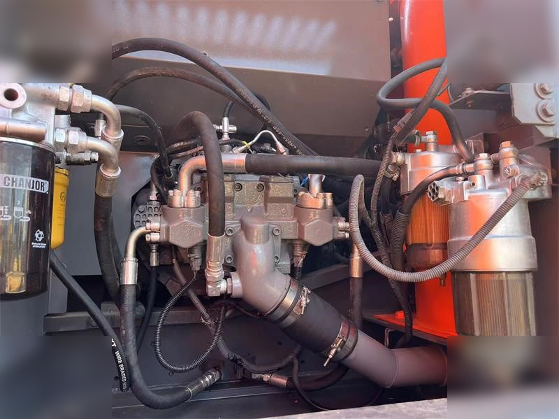 HITACHI ZX240-3 - Bæltegravemaskine: billede 5 HITACHI ZX240-3 - Bæltegravemaskine: billede 5