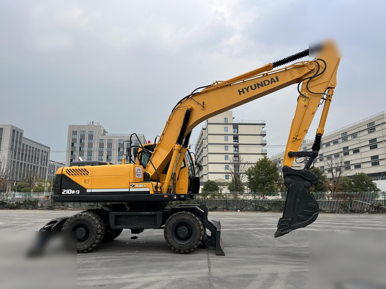 HYUNDAI ROBEX 210W-9 - Hjulgravemaskine: billede 4 HYUNDAI ROBEX 210W-9 - Hjulgravemaskine: billede 4