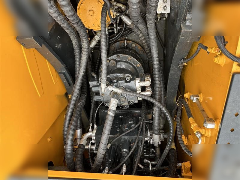 Bæltegravemaskine HYUNDAI ROBEX 220 LC-9S: billede 6