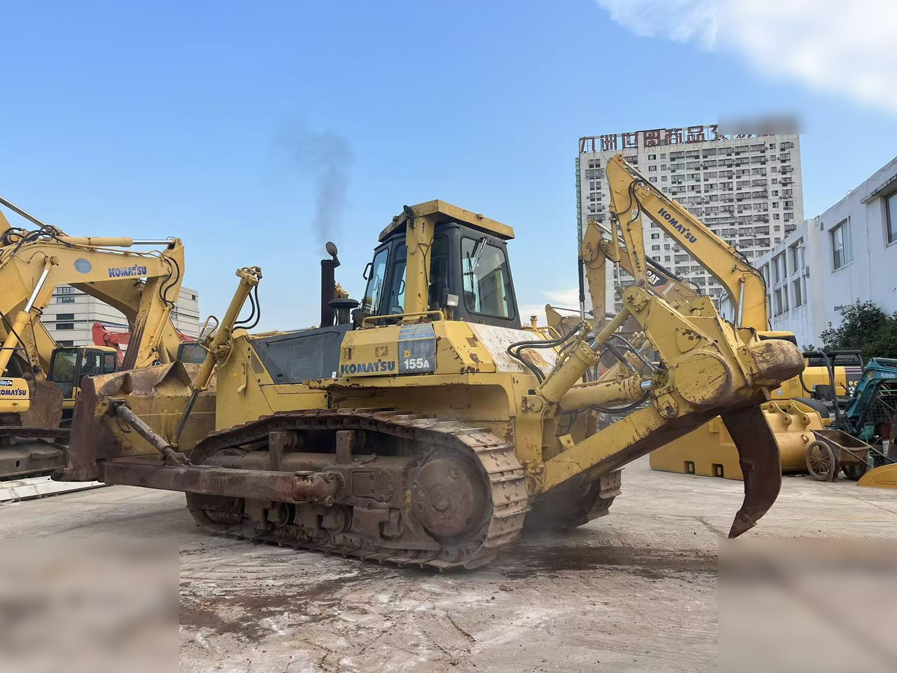 KOMATSU D155A-5 - Bulldozer: billede 4 KOMATSU D155A-5 - Bulldozer: billede 4