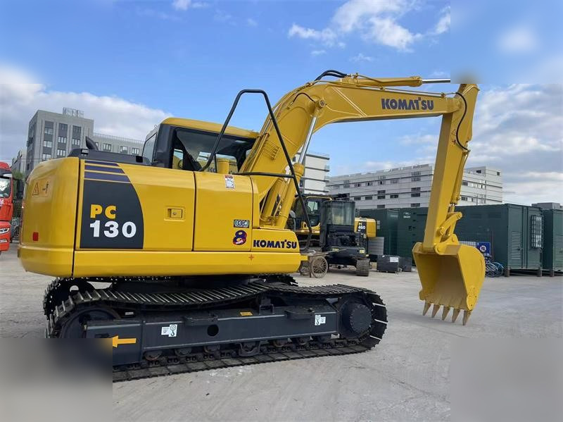 KOMATSU PC130-7 - Bæltegravemaskine: billede 2 KOMATSU PC130-7 - Bæltegravemaskine: billede 2