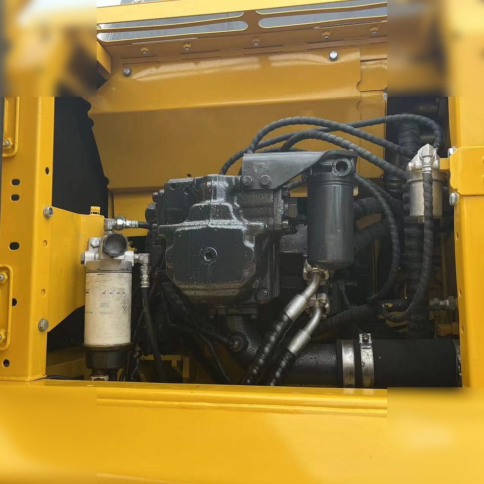 KOMATSU PC240 LC-8 - Bæltegravemaskine: billede 5 KOMATSU PC240 LC-8 - Bæltegravemaskine: billede 5