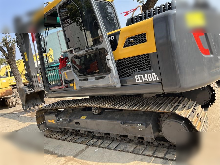 VOLVO EC140DL - Bæltegravemaskine: billede 2 VOLVO EC140DL - Bæltegravemaskine: billede 2