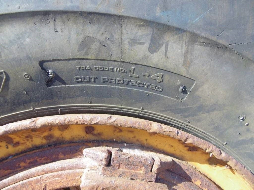 Däck - Dæk for Entreprenørmaskin: billede 2 Däck - Dæk for Entreprenørmaskin: billede 2