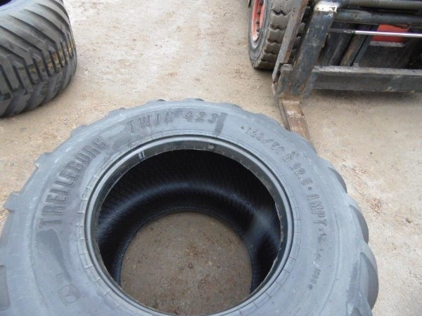 Trelleborg Twin T423 - Dæk for Entreprenørmaskin: billede 1 Trelleborg Twin T423 - Dæk for Entreprenørmaskin: billede 1