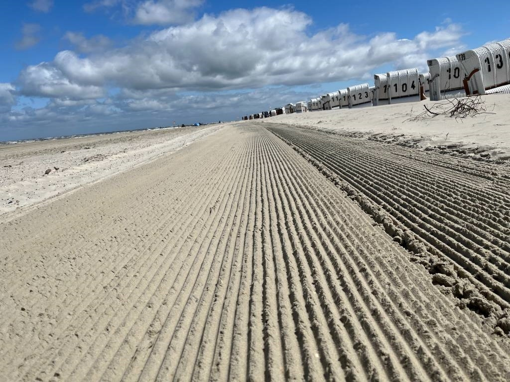 Strandrensare , Beach Teach BT 2000 till salu el. - Utility/ Speciel maskine: billede 2 Strandrensare , Beach Teach BT 2000 till salu el. - Utility/ Speciel maskine: billede 2